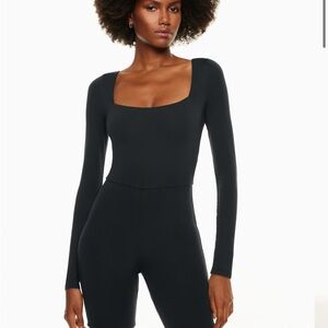 Contour Squareneck Longsleeve Romper